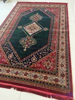 فرش ماشینی کاشان زمینه زرشکی کد 4115
