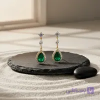 گوشواره‌ اشکی سبز زمردی