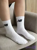 جوراب ساق‌دار اسپرت نیوبالانس