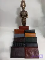 کیف پول و جاکارتی چرمی ۳ لت کوچک – شیک، دست‌دوز و قابل شخصی‌سازی