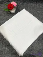 روسری سفید اشک سایز یک متری جنس درجه یک