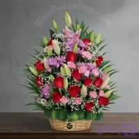 سبد گل باغ بهاری