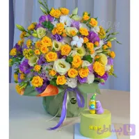جار گل شادی رنگارنگ به همراه کیک