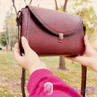 کیف زنانه چرم طبیعی دستدوز آلا مدل لاله