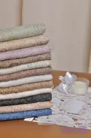 شال حریر ابریشم طرح گل وارداتی دور گاندوزی شده