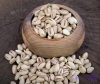 پسته اکبری خام