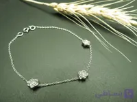 دستبند نقره مینیمال طرح گل کد 02260