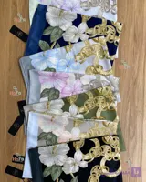 روسری ابریشم ژاکاردطرح گل قواره۱۲۰