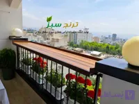 میز متصل روی نرده
