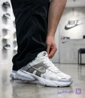 کتونی نایکی مدل V2K Run مردانه سفید طوسی رنگ