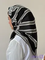 روسری ابریشم تیویل طرح کمربند (کد KF65W)