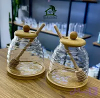 عسل خوری پیرکس قاشق دار دارای کفی بامبو سایز بزرگ