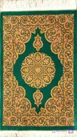 لچک ترنج ده پرور زمینه سبز
