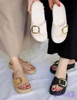 دمپایی زنانه سگک دار هایلین