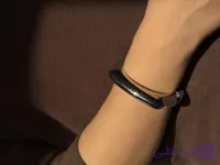 دستبند النگویی پهن مینیمال | براق و شیک زنانه
