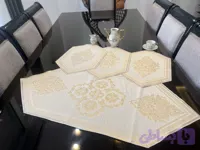 رومیزی مخمل زرکوب 4 تیکه مدل پرواز