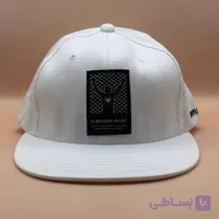 کلاه کپ کره ای سفید مدل IN BROKEN HEART