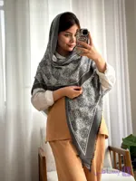 روسری سه گوش کشمیر وارداتی طرح loeve