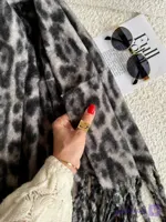 شال موهر پلنگی زنانه_ریشه رشته ای
