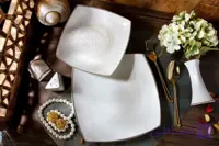 سرویس چینی پردیس طرح الماس پلاتین 12 نفره 105 پارچه کد 2002